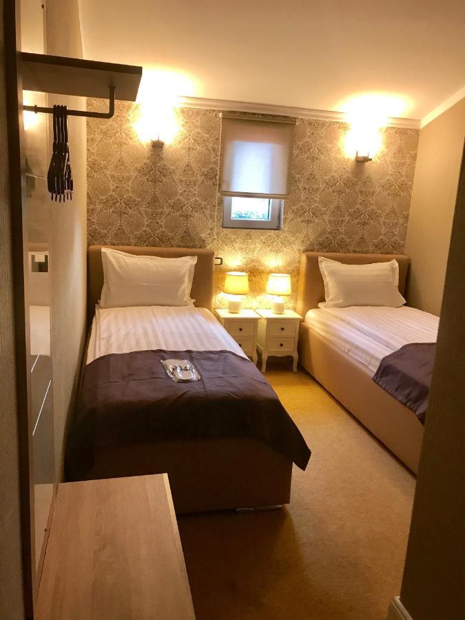 Vila 18 Hotel Boutique Бухарест Экстерьер фото