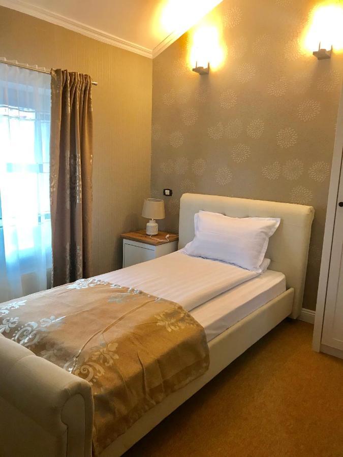 Vila 18 Hotel Boutique Бухарест Экстерьер фото