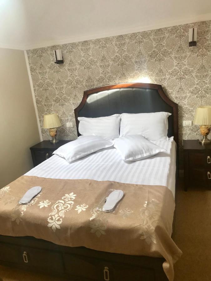Vila 18 Hotel Boutique Бухарест Экстерьер фото