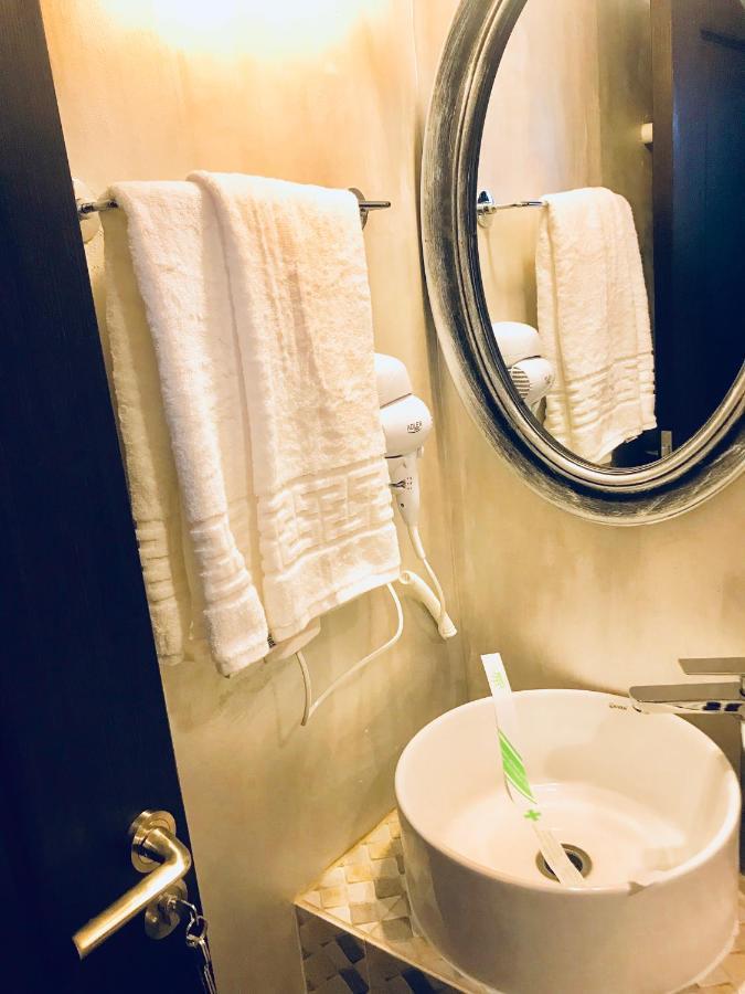 Vila 18 Hotel Boutique Бухарест Экстерьер фото